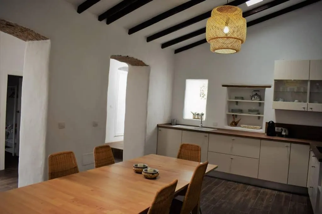 La Casa Vieja Villa Arafo 0*,